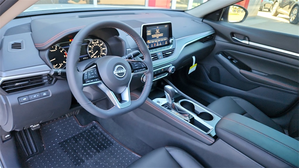 2025 Nissan Altima