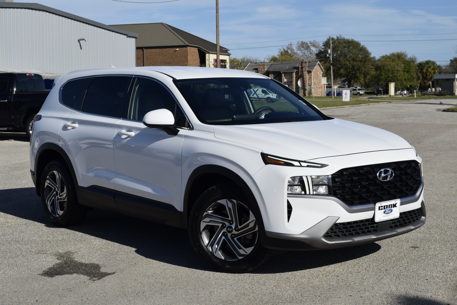 2023 Hyundai Santa Fe SE White at Classic Elite Chevrolet Sugar Land