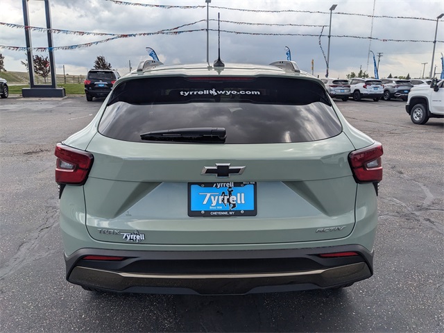 2025 Chevrolet Trax ACTIV photo 2