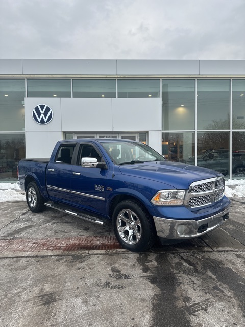 2016 RAM 1500 Laramie Crew Cab RWD