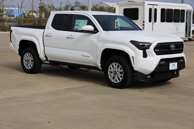 2026 Toyota Tacoma SR5 - 0