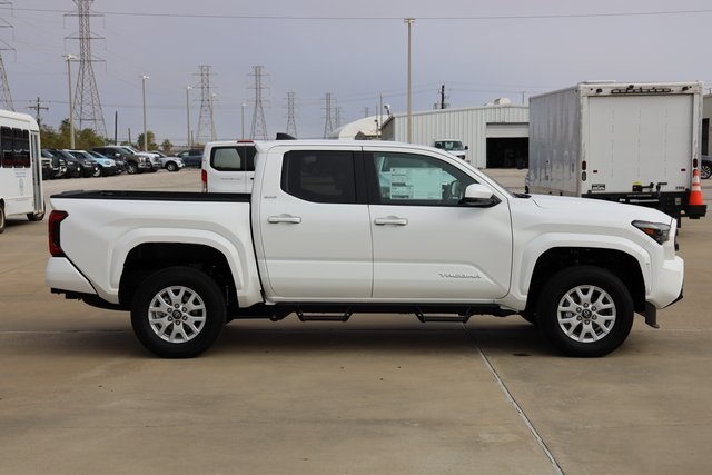 2026 Toyota Tacoma SR5 - 3