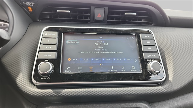 2025 Nissan Kicks Play