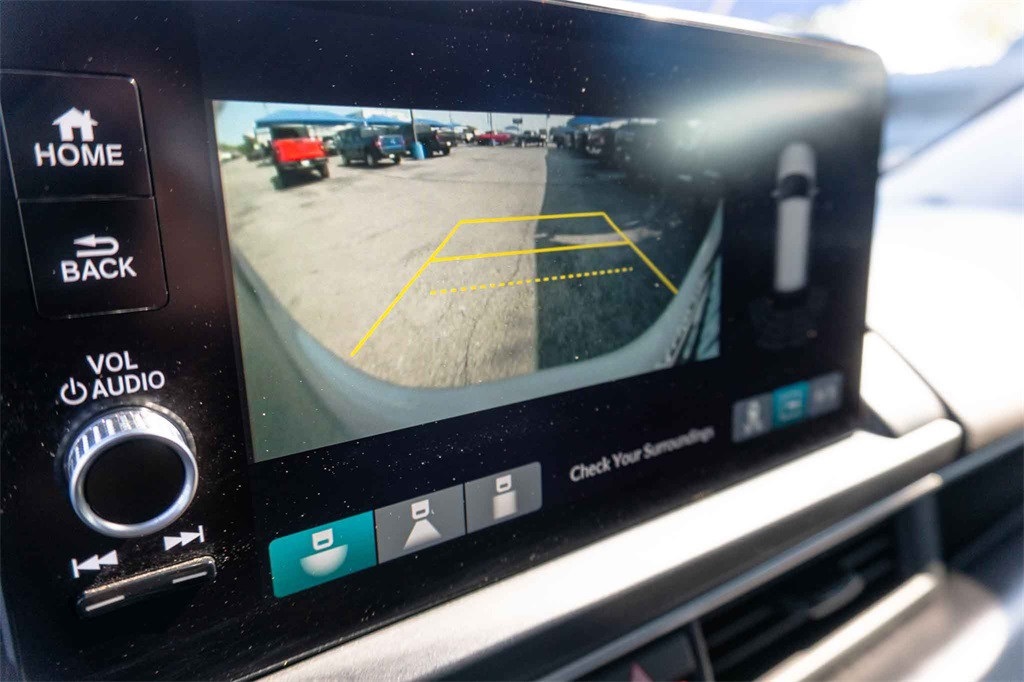 Used Car 2023 Honda Pilot  Touring For Sale Under $40,000 In San Marcos, Texas