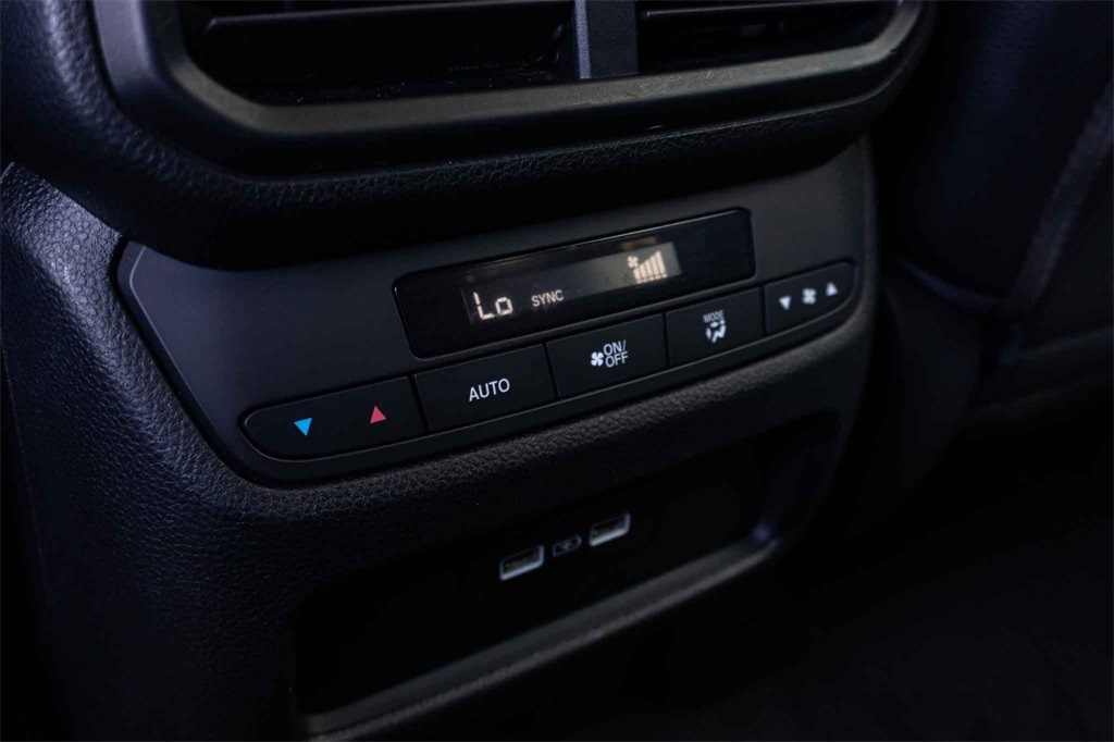 Used Car 2023 Honda Pilot  Touring For Sale Under $40,000 In San Marcos, Texas