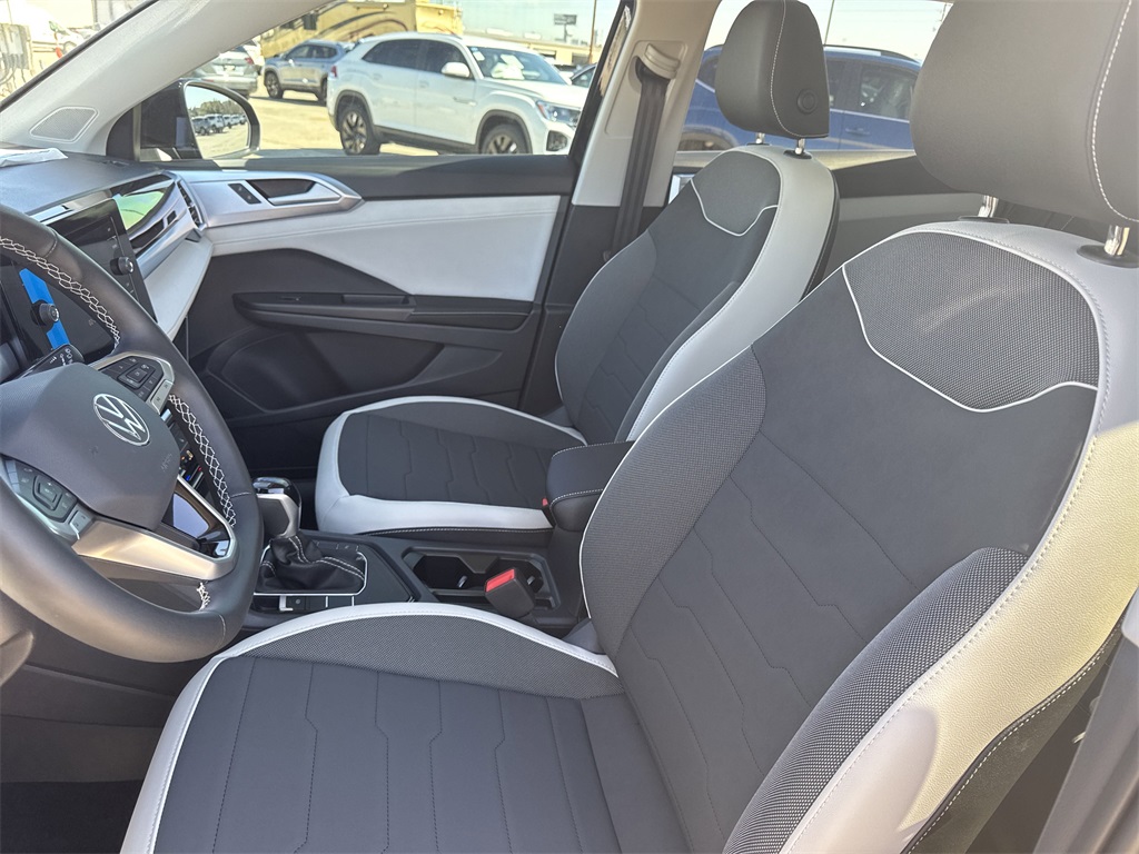 2025 Volkswagen Taos 1.5T SE Black at DeMontrond Auto Country