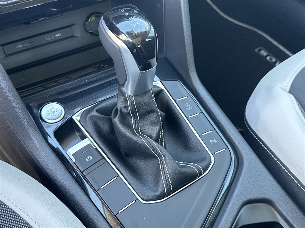 2025 Volkswagen Taos 1.5T SE Black at DeMontrond Auto Country