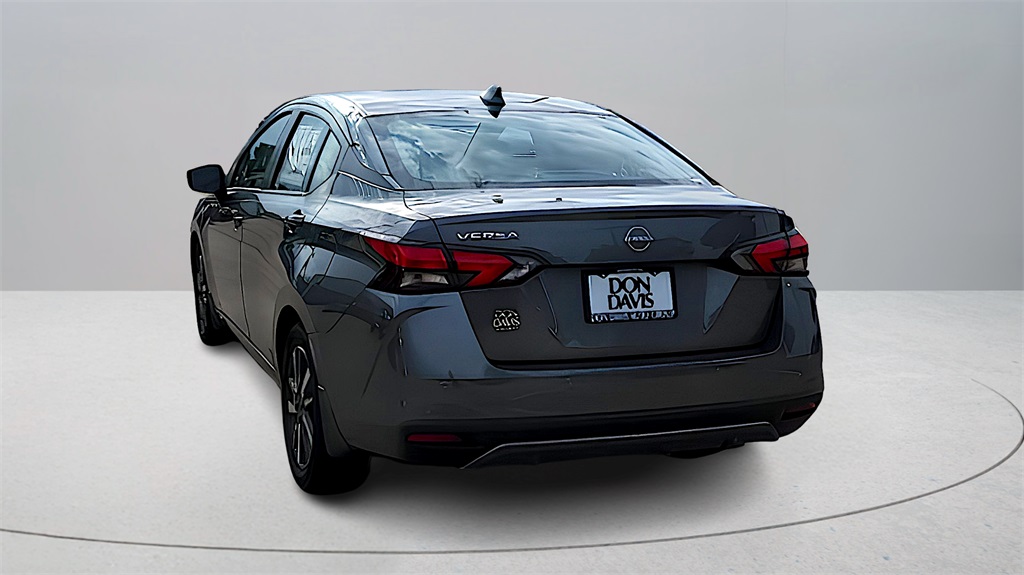 2025 Nissan Versa