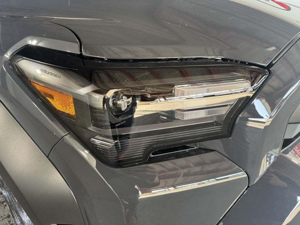 Thumbnail: 2026 Toyota 4Runner - 9