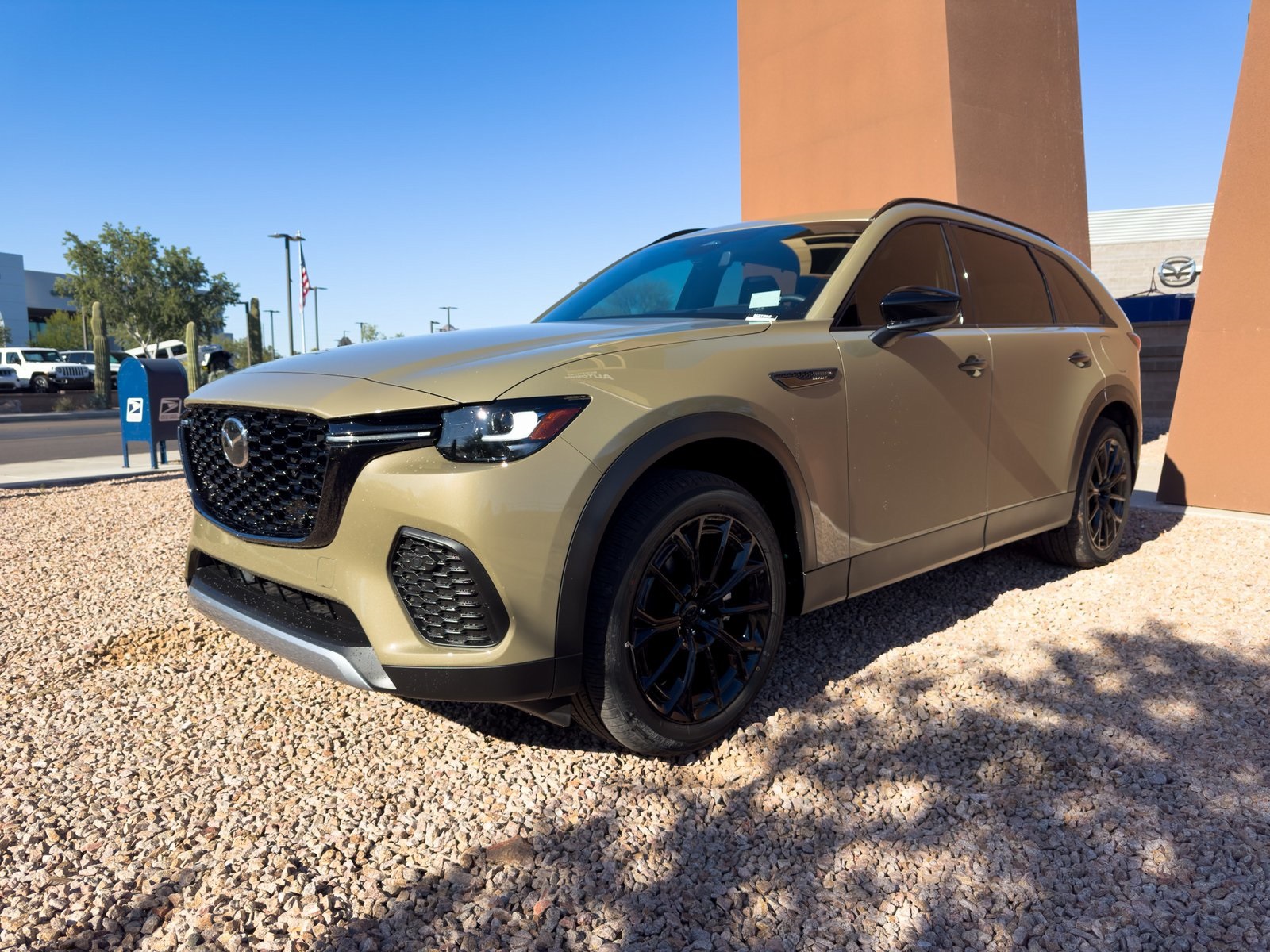 New Zircon Sand Metallic 2026 Mazda CX-70 3.3 Turbo Premium Plus