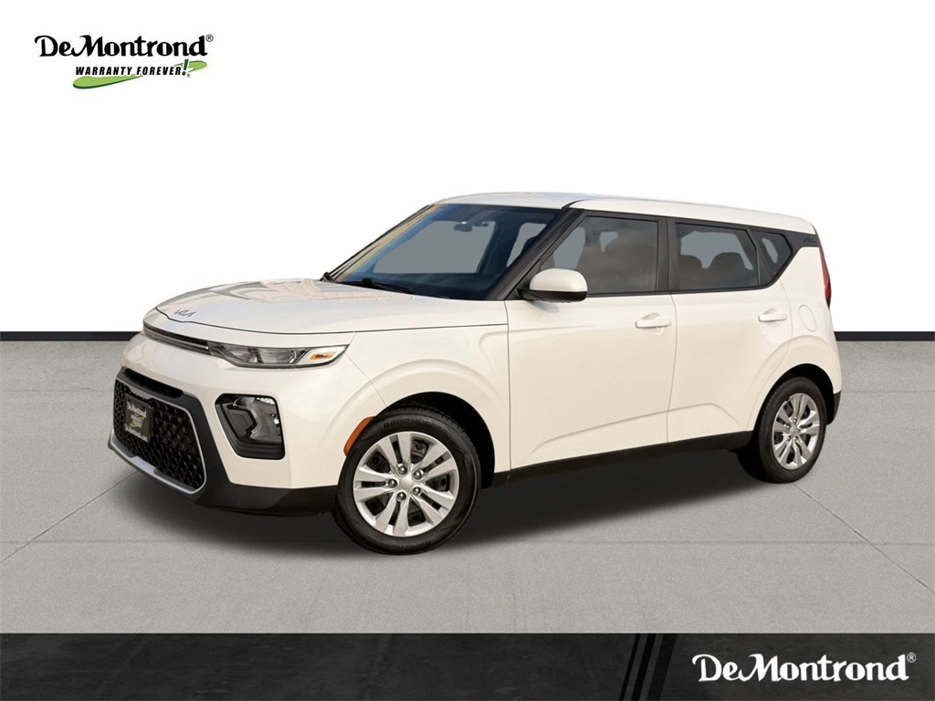 2022 Kia Soul LX White at Superior Kia