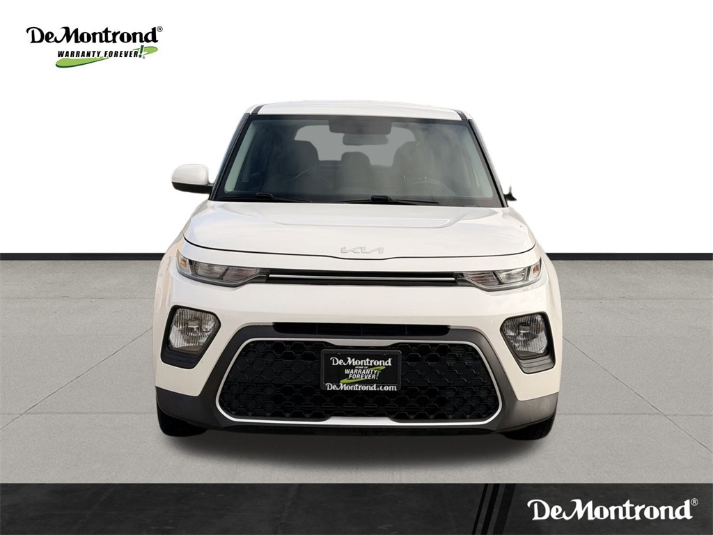 2022 Kia Soul LX White at Superior Kia