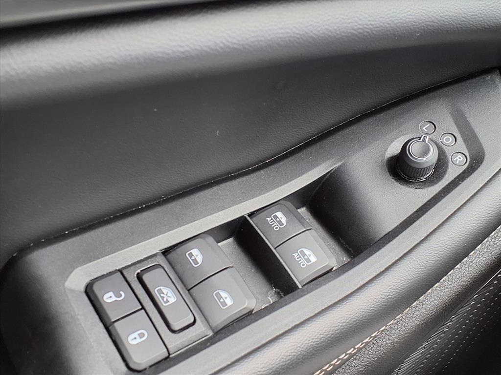 2024 Jeep Grand Cherokee L Altitude Silver at Don McGill Toyota