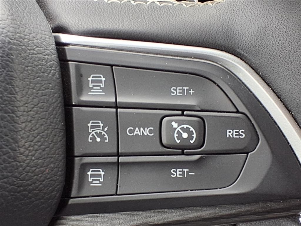 2024 Jeep Grand Cherokee L Altitude Silver at Don McGill Toyota