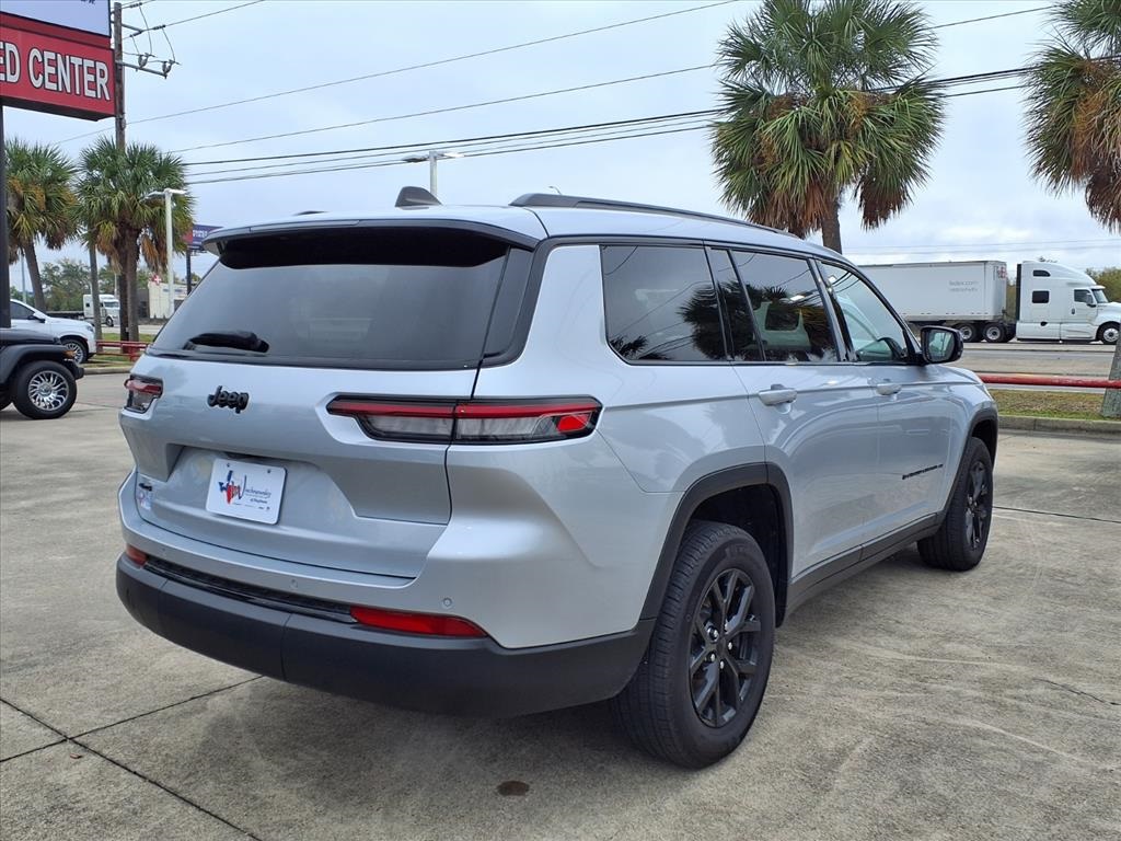 2024 Jeep Grand Cherokee L Altitude Silver at Don McGill Toyota