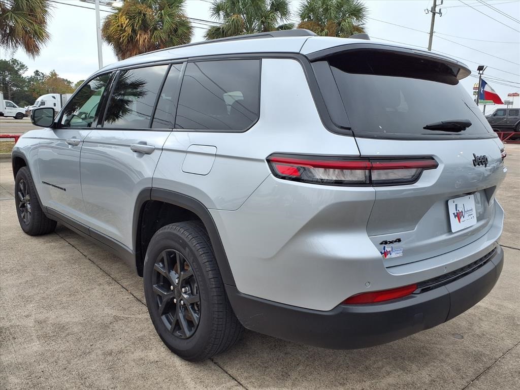 2024 Jeep Grand Cherokee L Altitude Silver at Don McGill Toyota