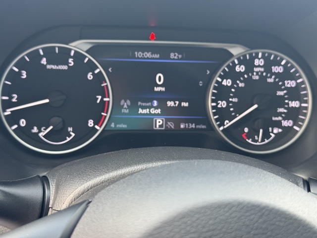 2025 Nissan Sentra SR photo 4