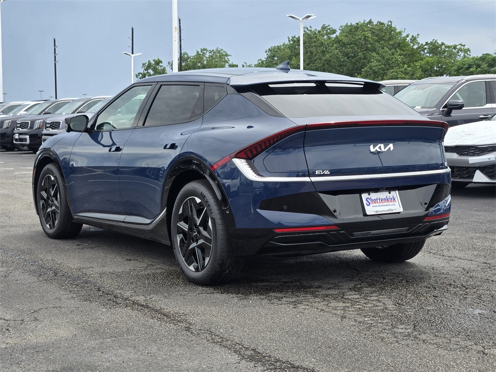 2025 Kia EV6 Wind - 2
