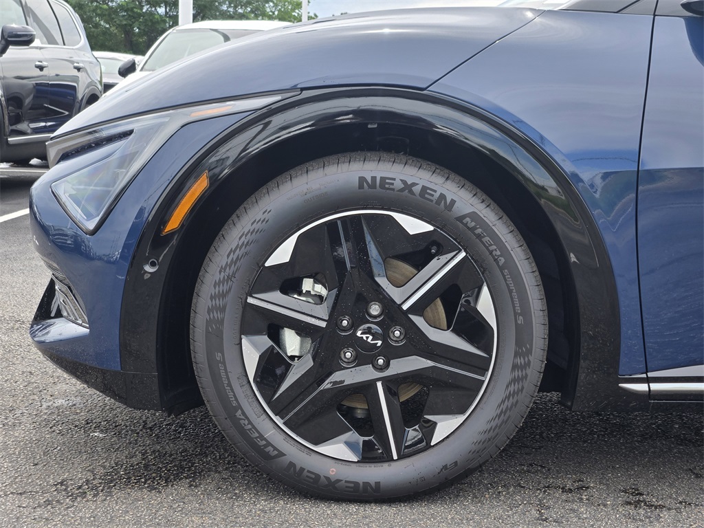 2025 Kia EV6 Wind - 4