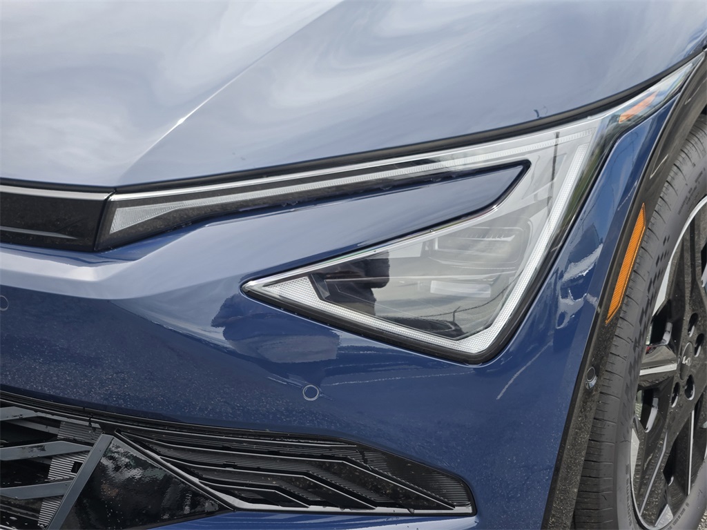 2025 Kia EV6 Wind - 5