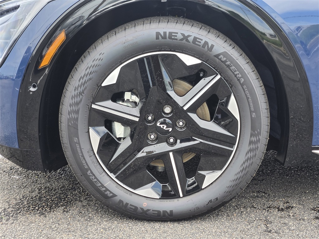 2025 Kia EV6 Wind - 6