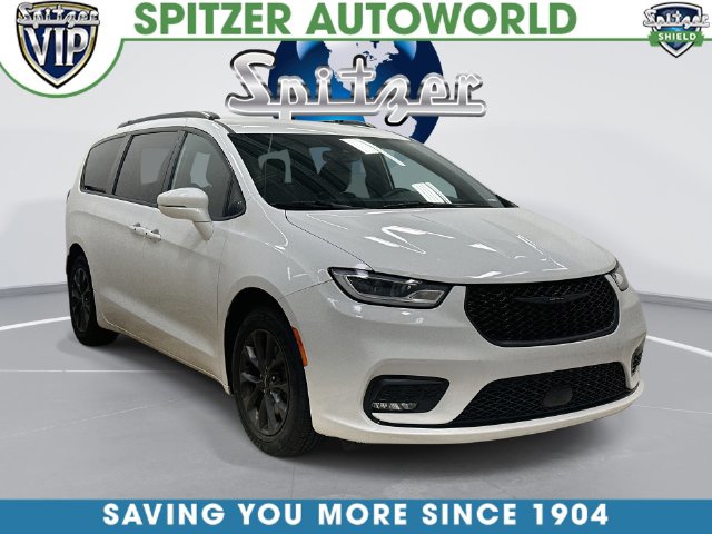 2021 Chrysler Pacifica Touring FWD