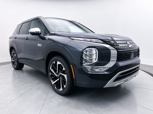 2025 Mitsubishi Outlander Plug-in Hybrid SEL's photo