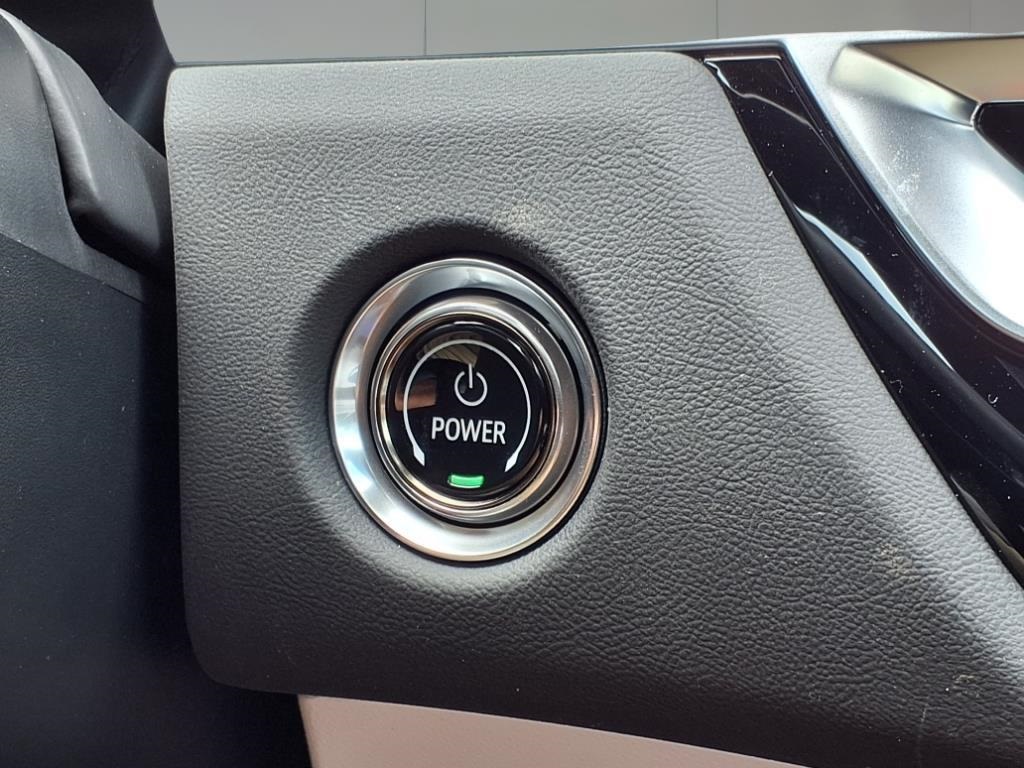 2025 Cadillac LYRIQ Luxury White at Ultimate Motorsports