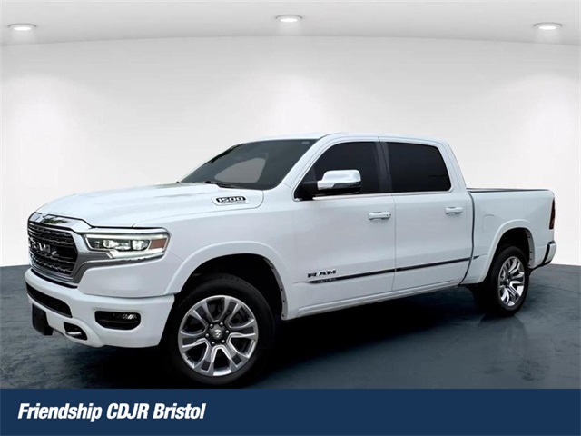 2024 RAM 1500 Limited Crew Cab 4WD