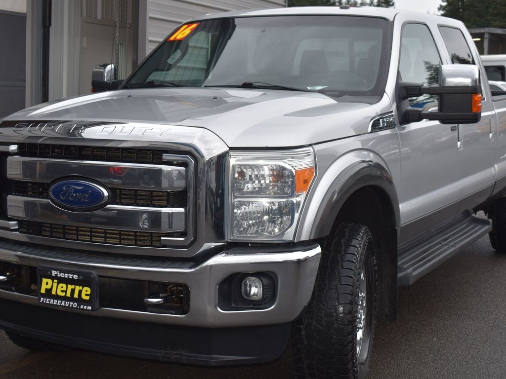 2016 Ford F-350 Super Duty Lariat Crew Cab 4WD