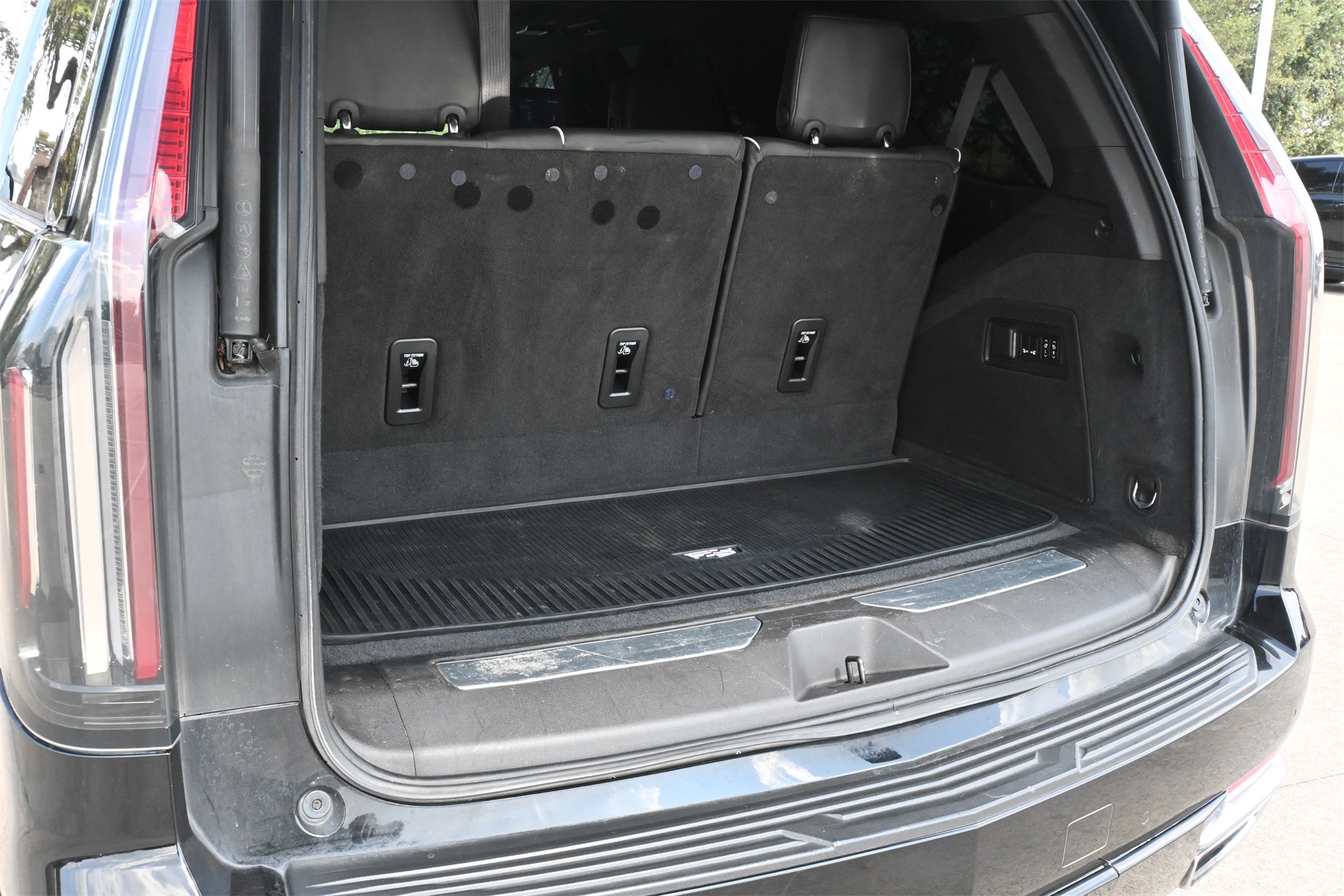 2021 Cadillac Escalade Premium Luxury Platinum Black at Bayshore Chrysler Jeep Dodge Ram