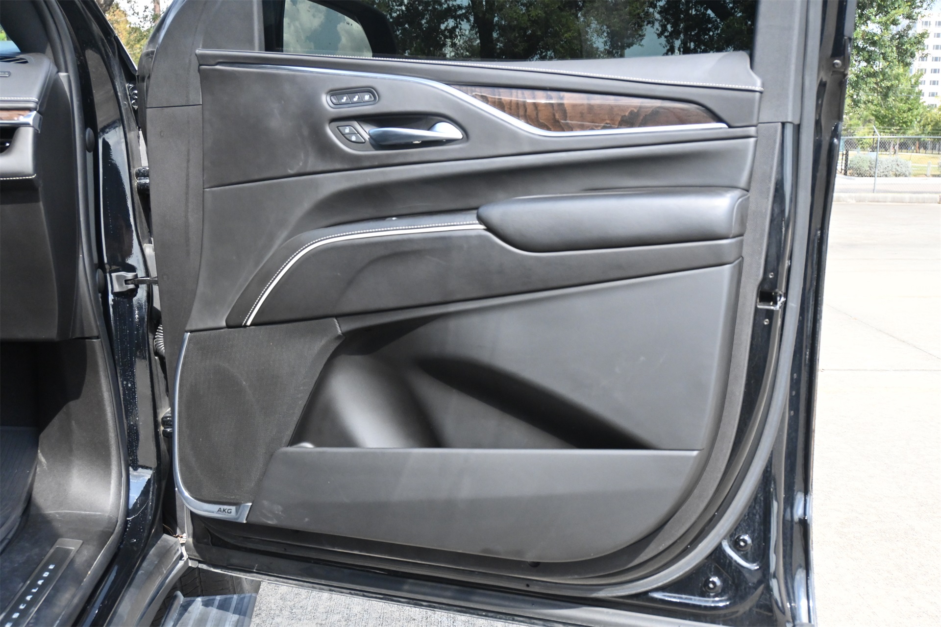 2021 Cadillac Escalade Premium Luxury Platinum Black at Bayshore Chrysler Jeep Dodge Ram