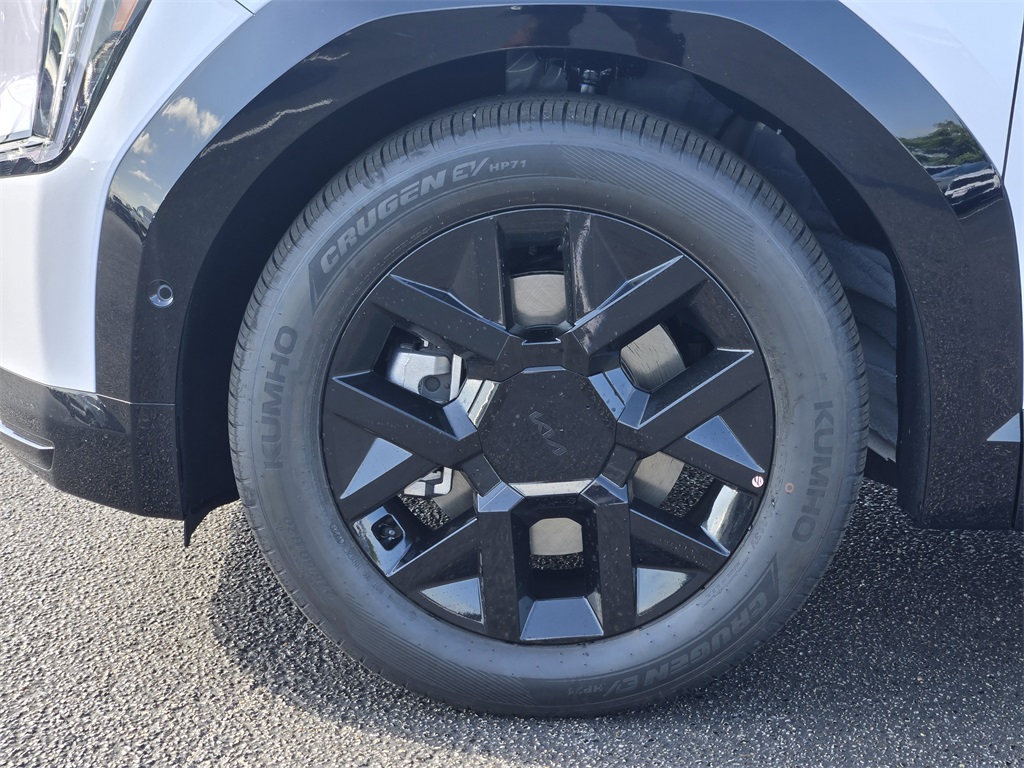 2026 Kia EV9 Land White at Shottenkirk Kia Fort Bend