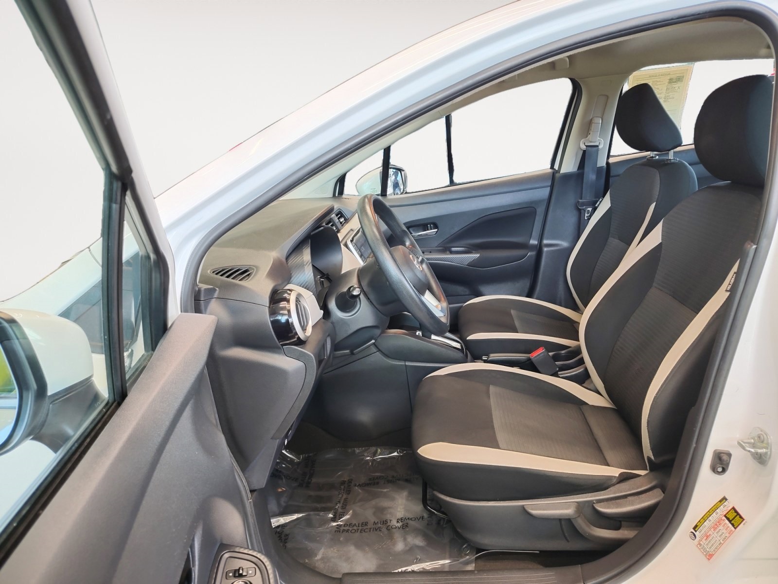 Used Car 2022 Nissan Versa  1.6 Sv For Sale Under $20,000 In San Antonio, Texas