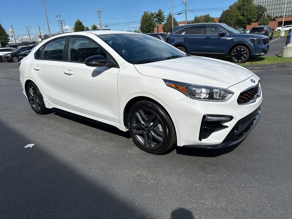 2021 Kia Forte GT-Line photo 4