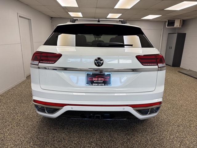 2023 Volkswagen Atlas Cross Sport V6 SEL Premium R-Line photo 4