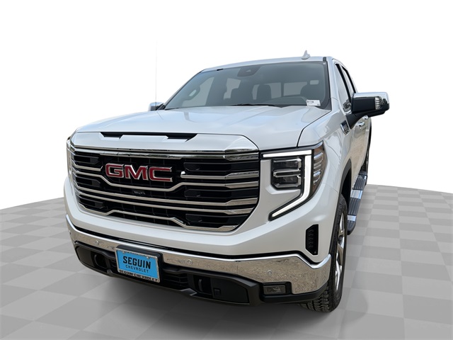 2025 GMC Sierra 1500 SLT Crew Cab 4WD