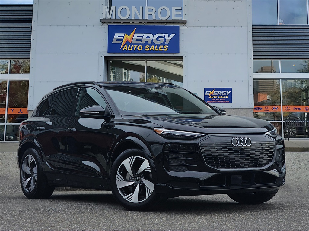 2025 Audi Q6 e-tron quattro Prestige
