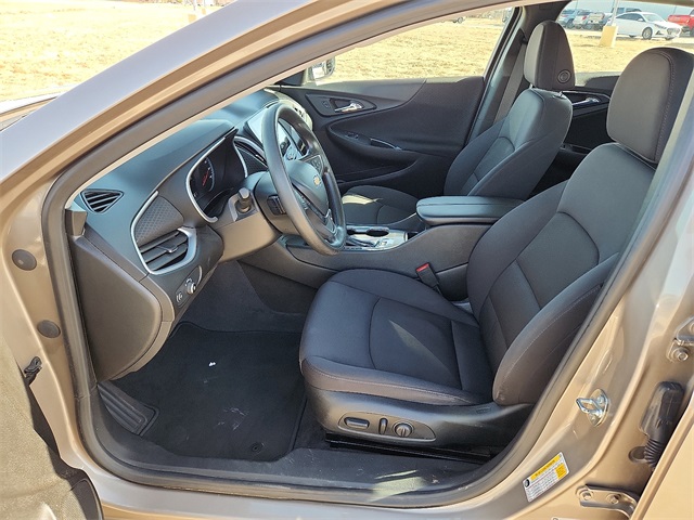 Used Car 2023 Chevrolet Malibu  Lt For Sale Under $20,000 In Plainview, Texas