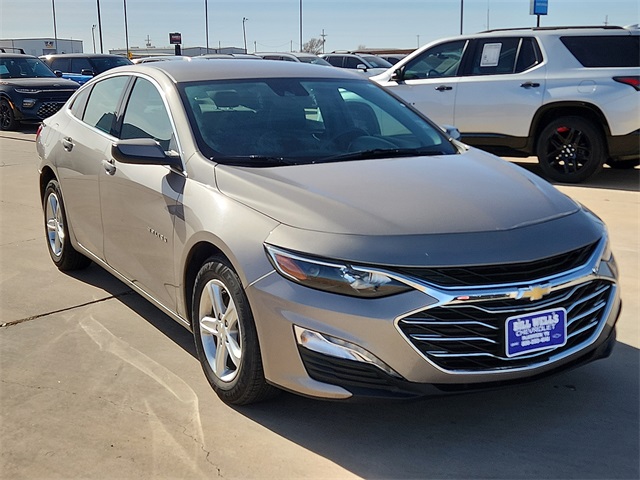 Used Car 2023 Chevrolet Malibu  Lt For Sale Under $20,000 In Plainview, Texas