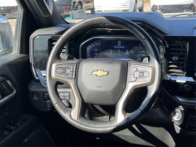 2023 Chevrolet Silverado 1500 High Country - 9