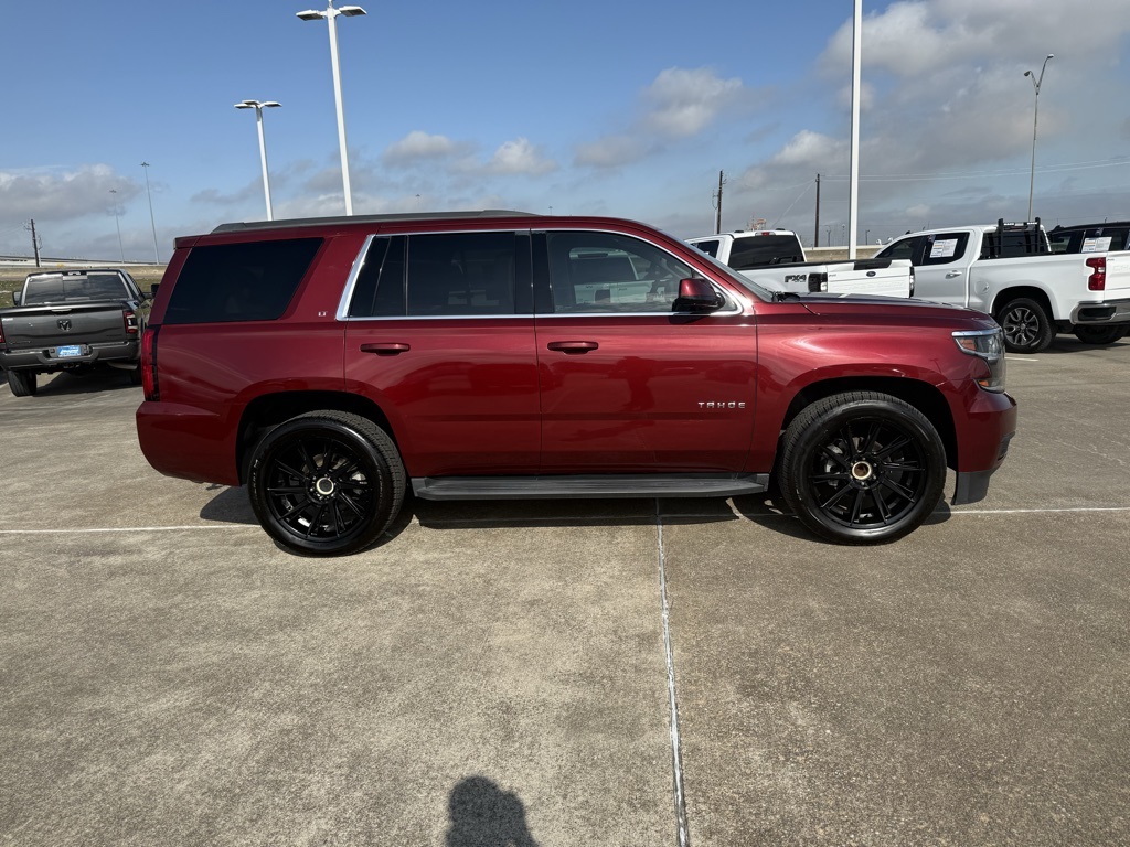 2017 Chevrolet Tahoe LT - 6