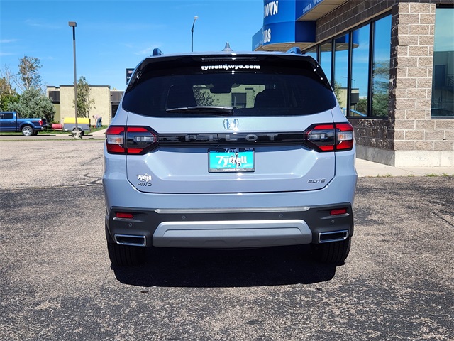 2025 Honda Pilot Elite photo 3