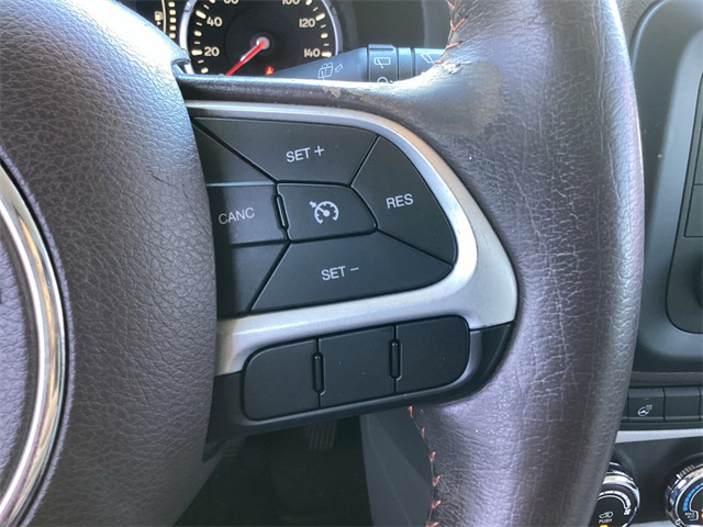 Used Car 2015 Jeep Renegade  Latitude For Sale Under $12,000 In San Antonio, Texas