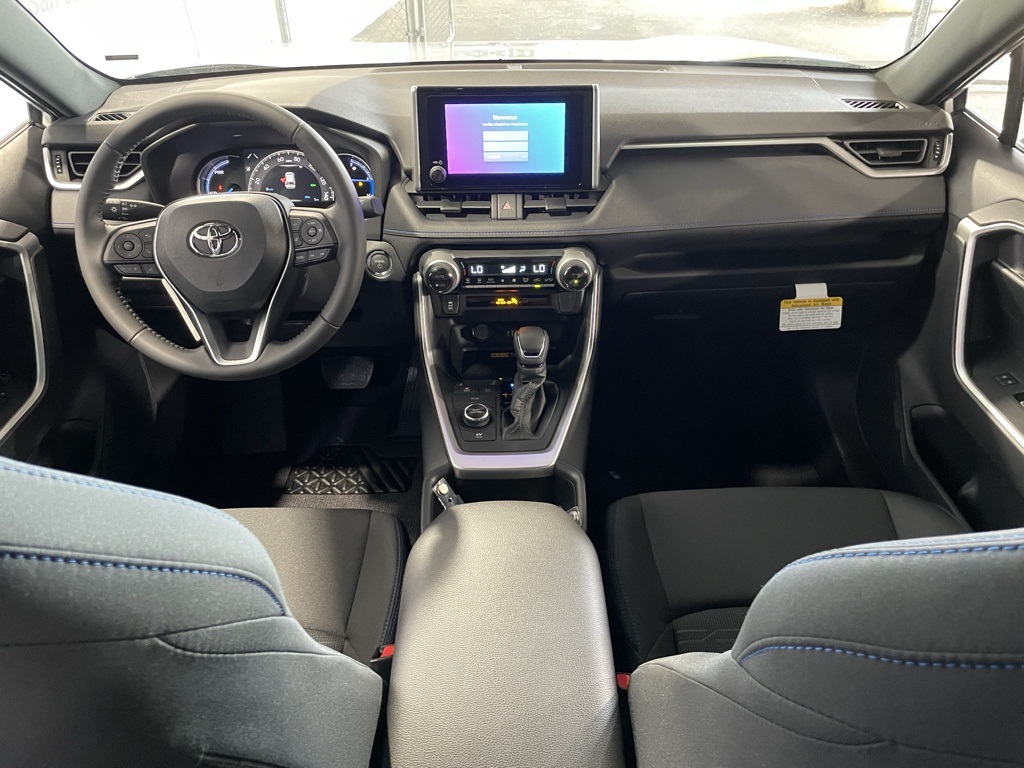 Thumbnail: 2025 Toyota RAV4 - 30