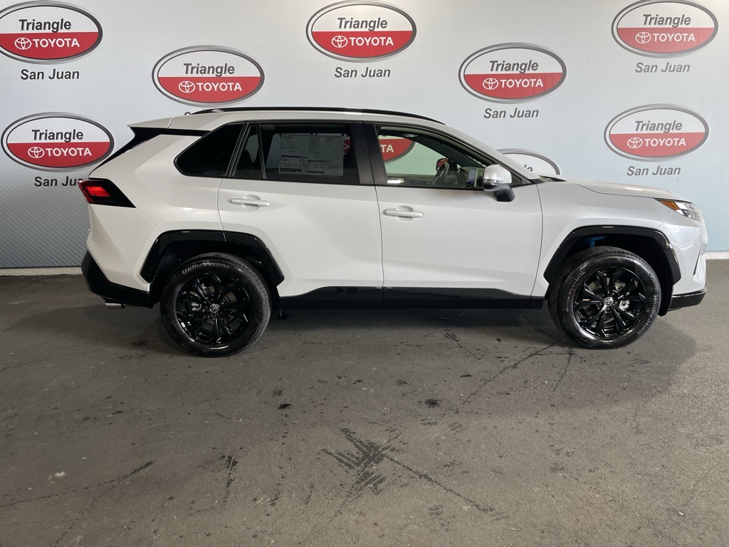Thumbnail: 2025 Toyota RAV4 - 6