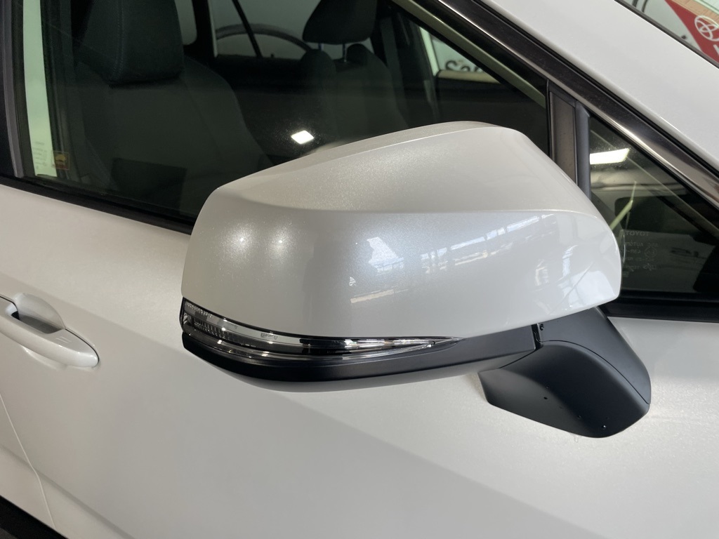 Thumbnail: 2025 Toyota RAV4 - 9