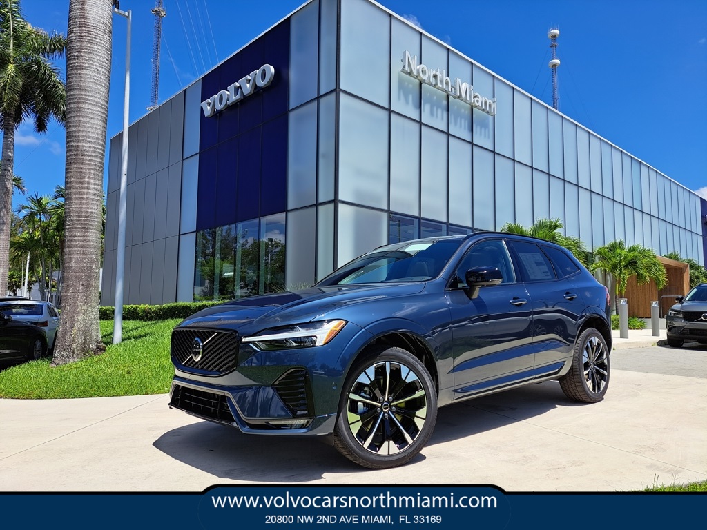 2026 Volvo XC60 Plus's photo