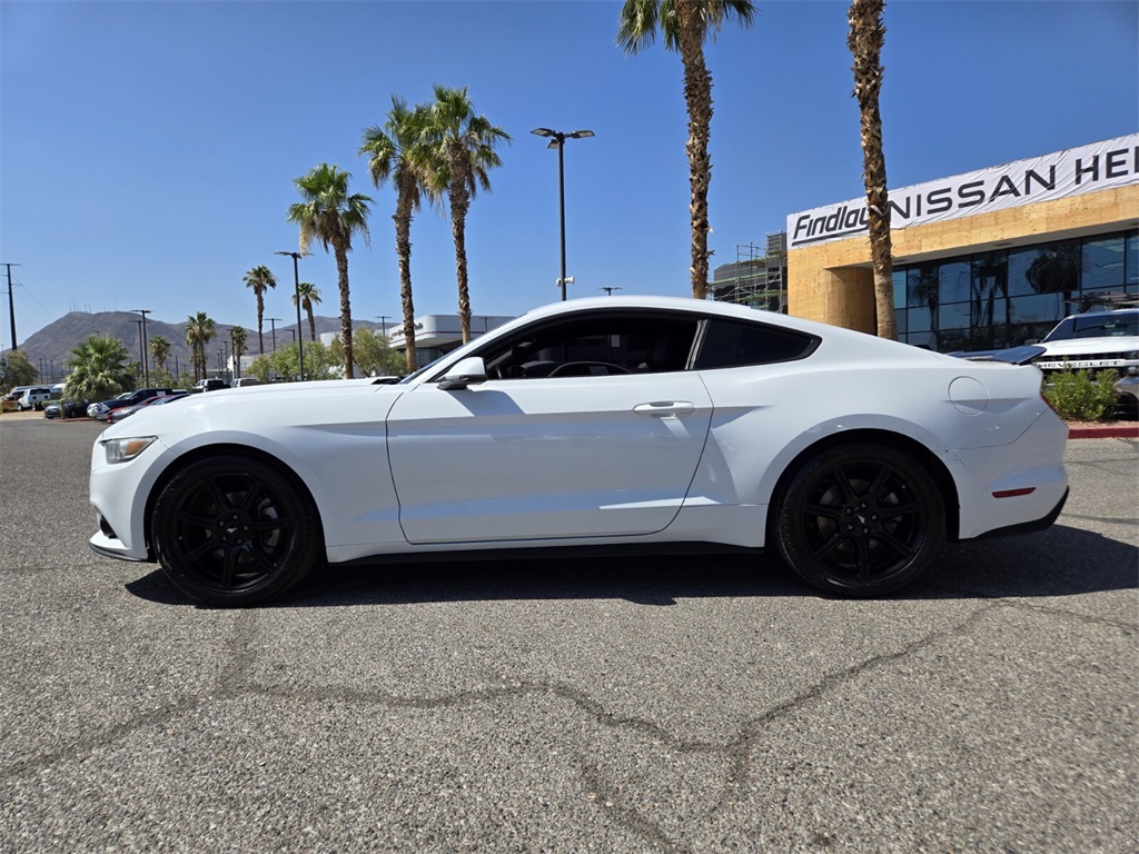2016 Ford Mustang EcoBoost Premium photo 2