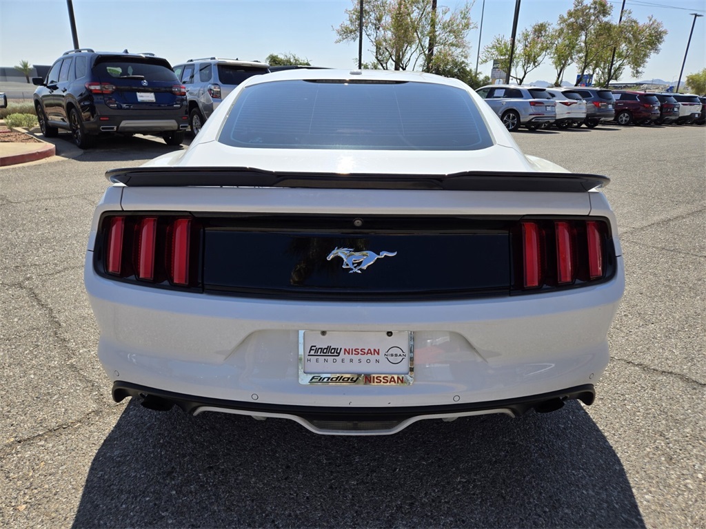 2016 Ford Mustang EcoBoost Premium photo 4